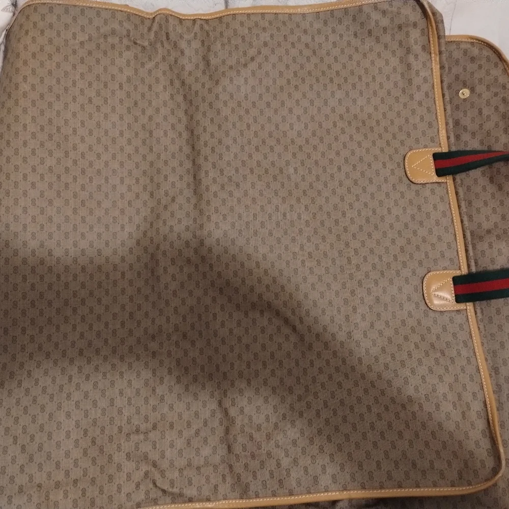 Gucci - Picture 9 of 12